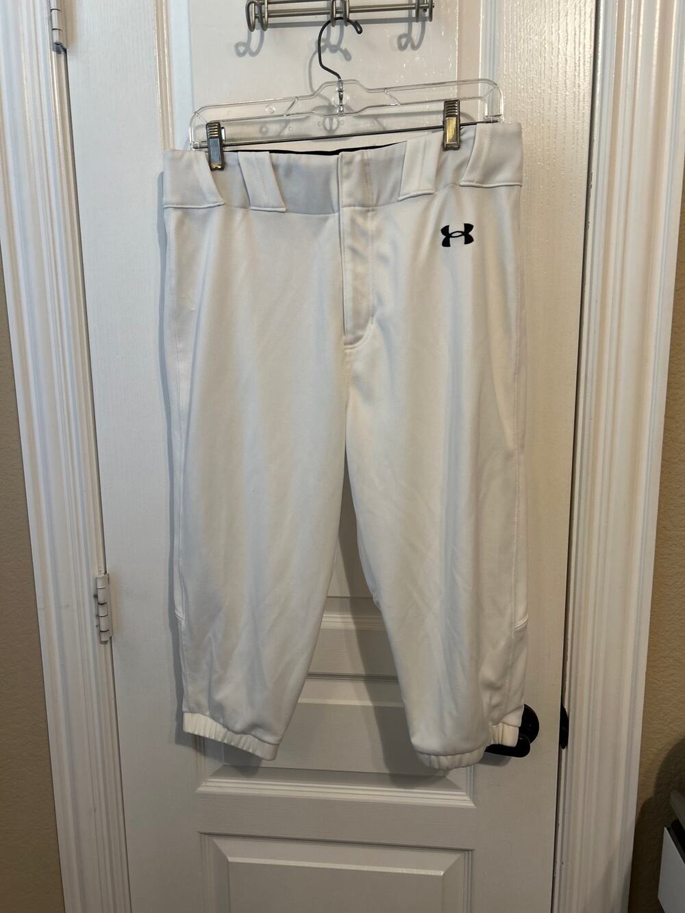 White Under Armour Baseball Pants Knickers L